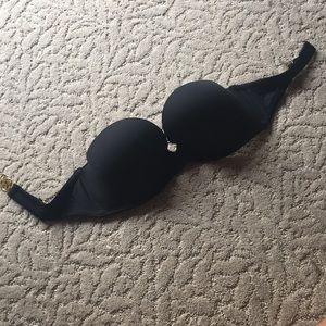 Bombshell strapless bra